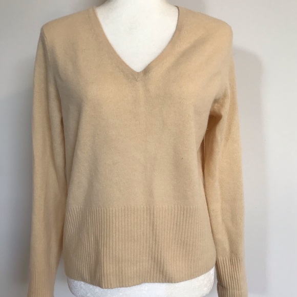 Averllini Sweaters - Avellini 100% Cashmere V-Neck Sweater